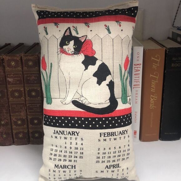 American Vintage Other - 1992 Burlap Cat Pillow Calendar (101)
